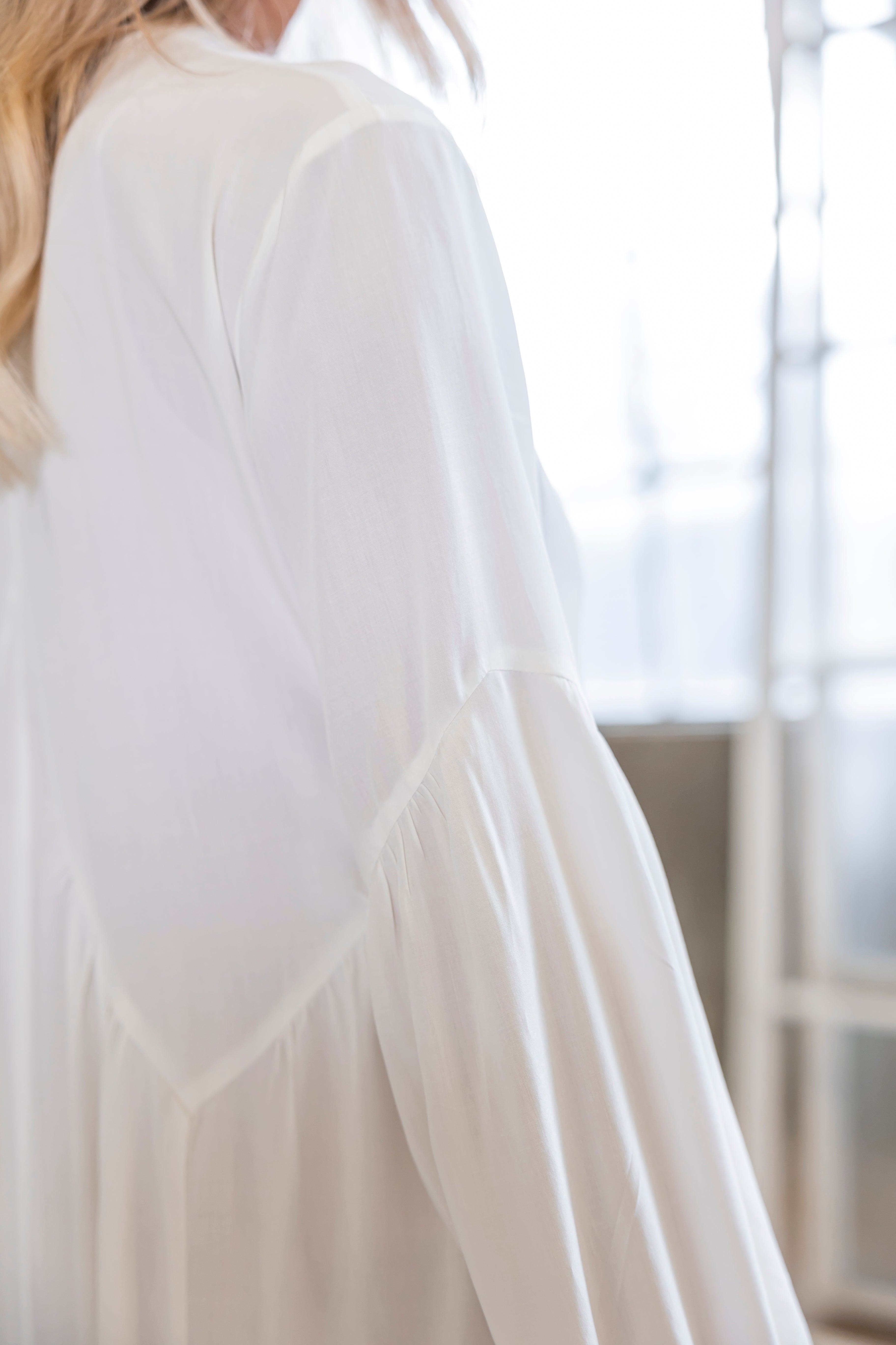 Schwingendes Viskosekleid