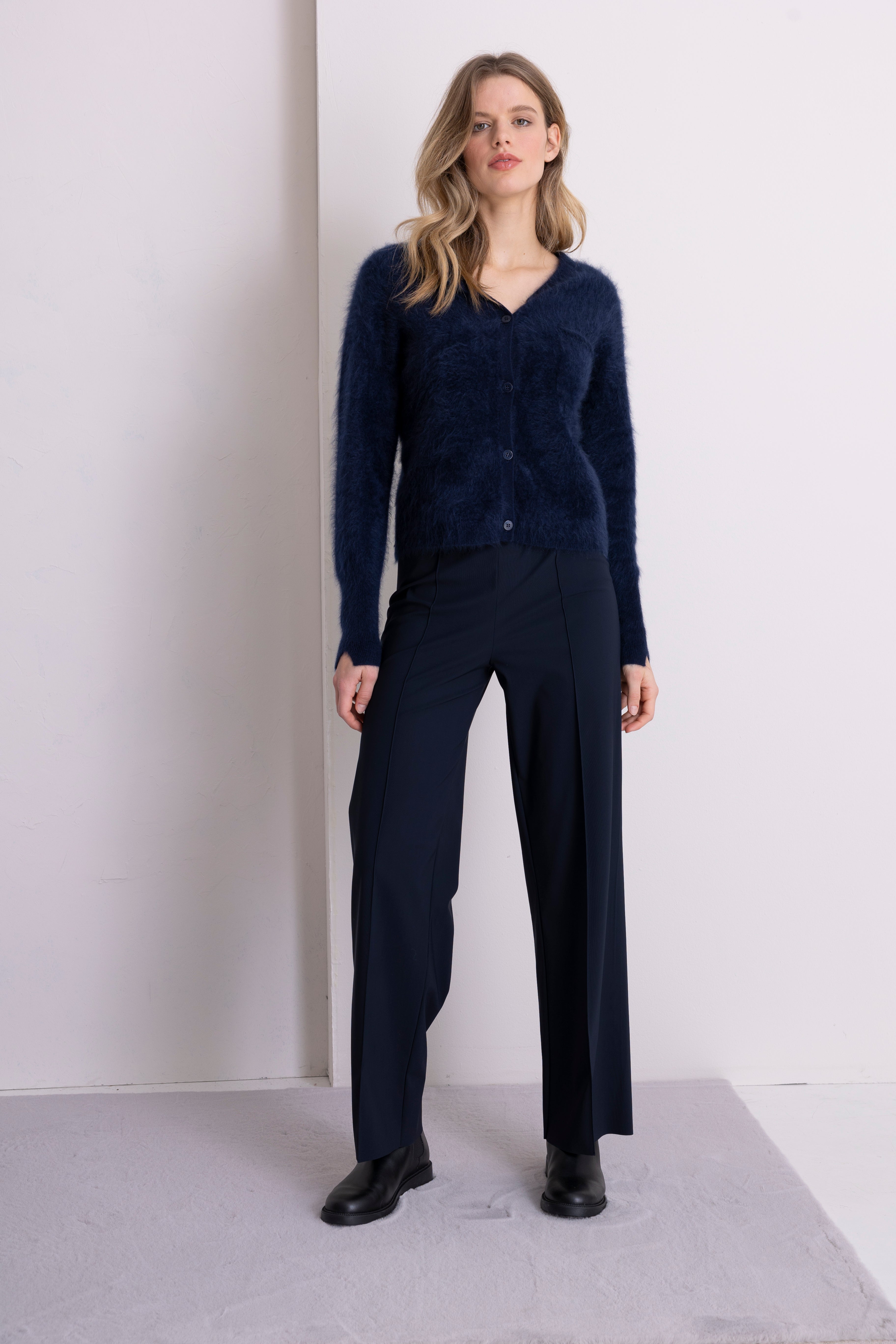 Weite Hose bügelfrei, navy