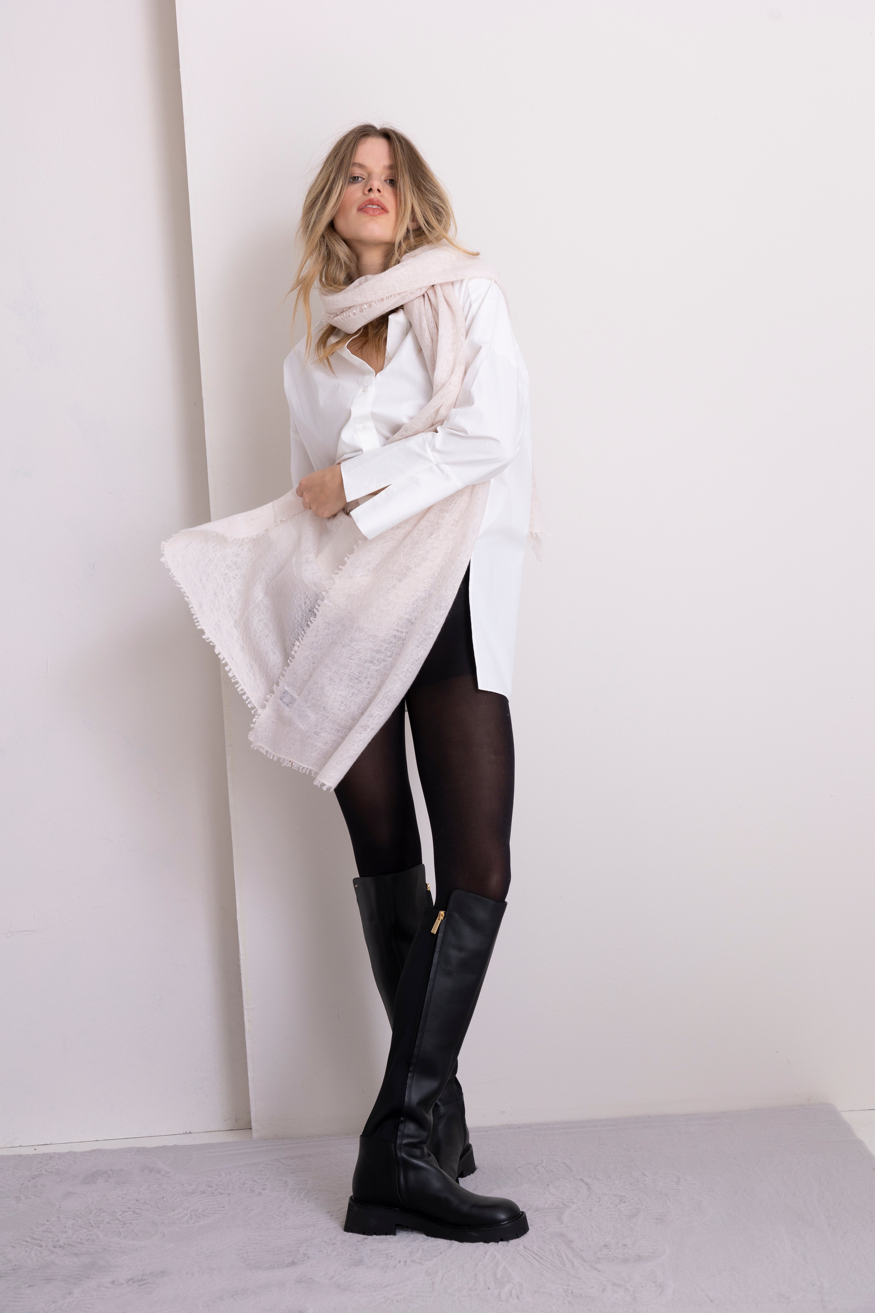 Handgefertigter Kaschmir Schal chalk